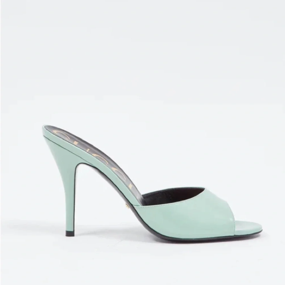Gucci Patent Heels - Picture 3 of 10